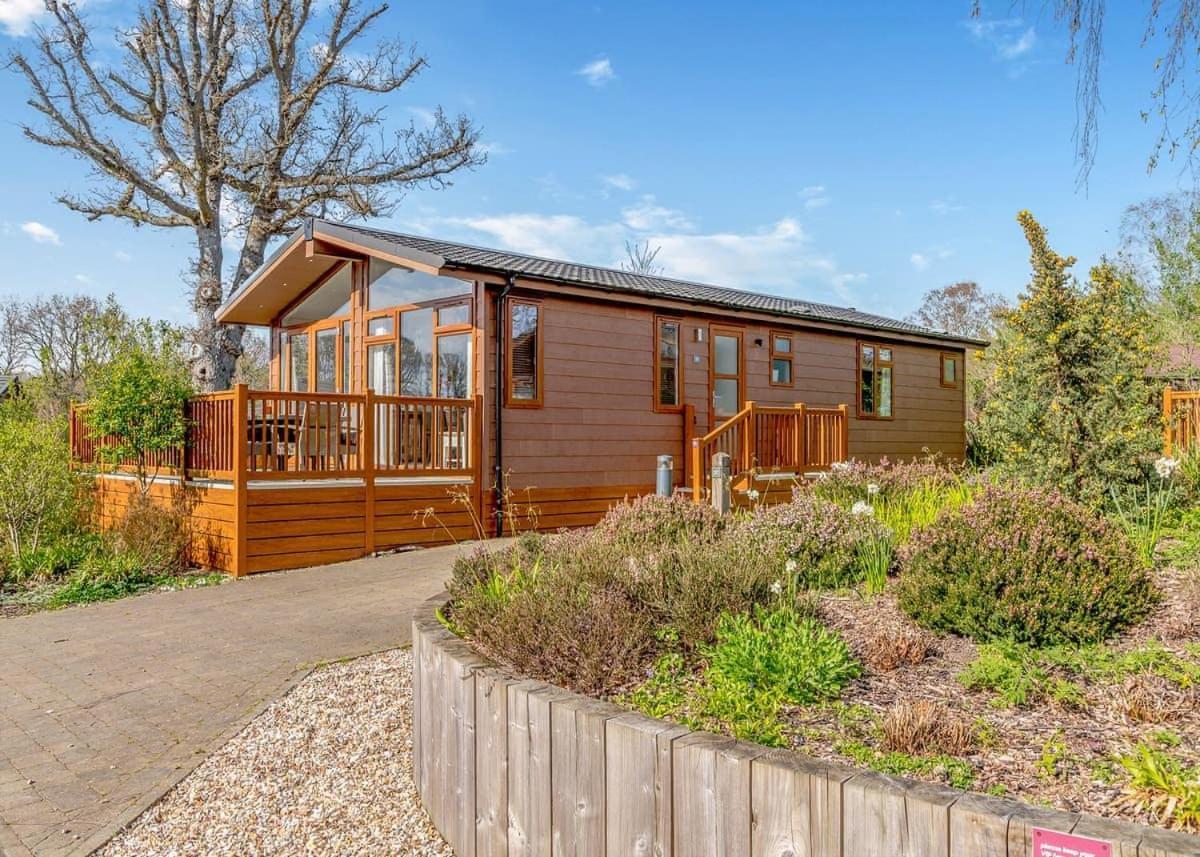 Lytchett Minster Wareham Forest Lodge Retreat מראה חיצוני תמונה