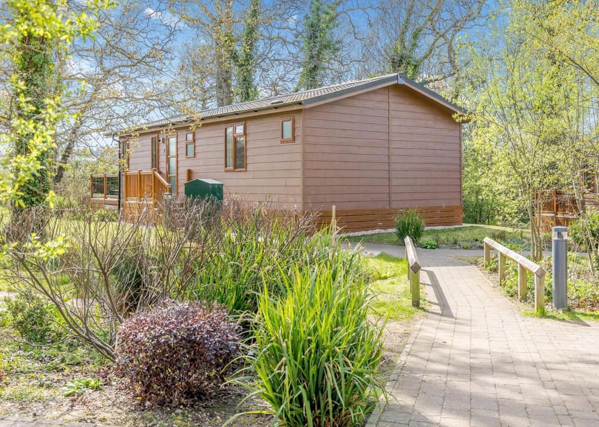 Lytchett Minster Wareham Forest Lodge Retreat מראה חיצוני תמונה