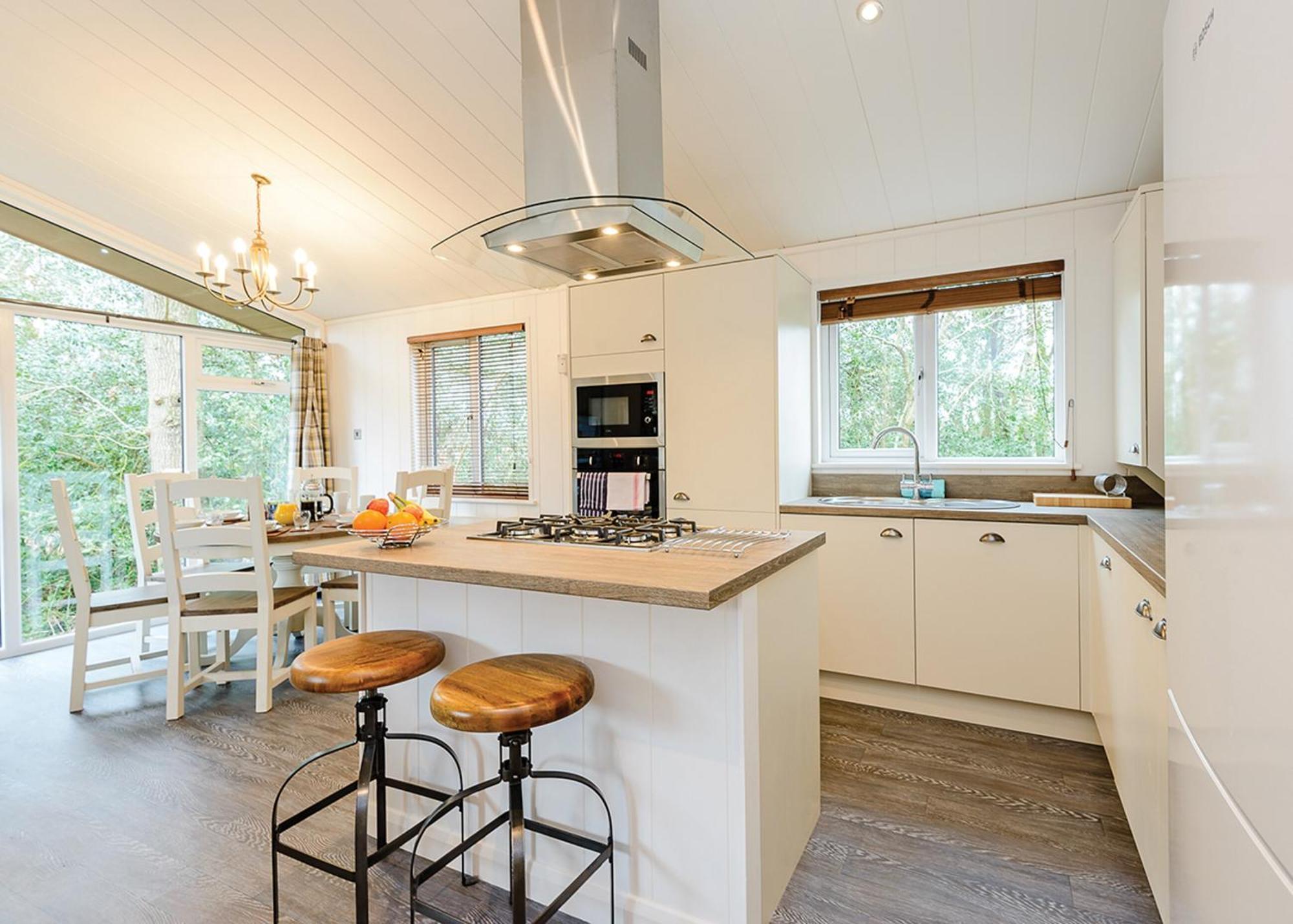 Lytchett Minster Wareham Forest Lodge Retreat חדר תמונה